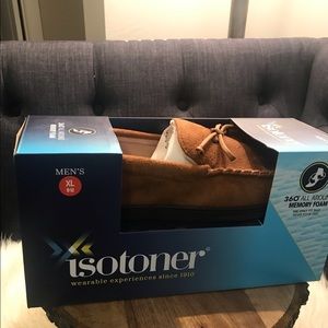 Isotoner Orthopedic Slippers - size mens 11-12